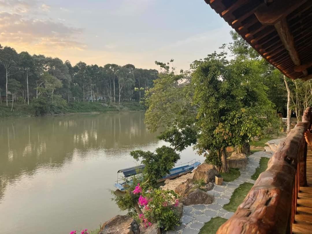 Ngoc Tien Farmer Eco Lodge Cát Tiên Exterior foto